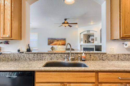 24013 Moraine Pl, Aurora CO 80016-1352 exterior