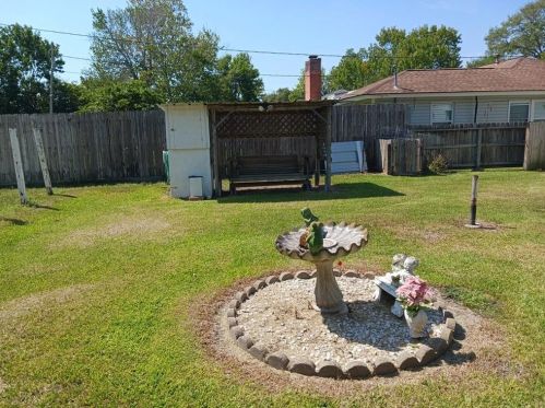 1220 San Felipe St, Angleton TX 77515-5405 exterior