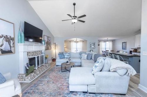 1718 Tugalo Dr, Jefferson, GA 30549-8615