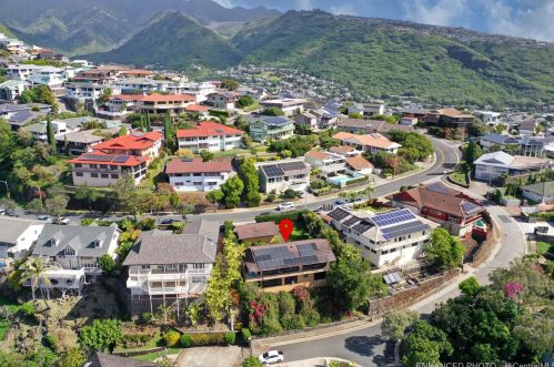 5243 Poola St, Honolulu HI  96821-1554 exterior