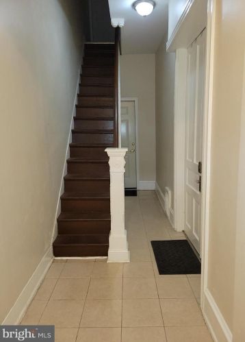 40 51st St, Philadelphia, PA 19139-2725