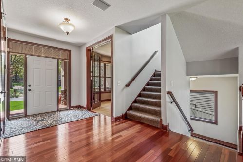 157 Ivy St, Saint Paul MN  55115-1728 exterior