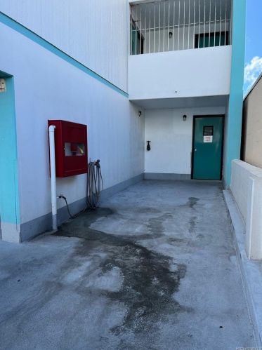 1560 Kanunu St, Honolulu HI 96814-3244 exterior