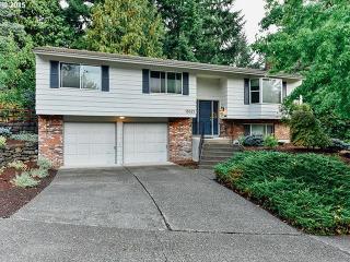 15025 150 Ct, Beaverton OR  97007-3618 exterior