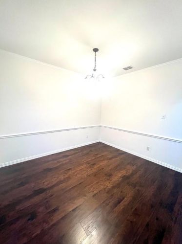 1816 Amber Ln, Carrollton TX  75007-1467 exterior