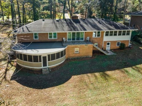 2777 Hedgewood Dr, Atlanta GA  30311-1231 exterior