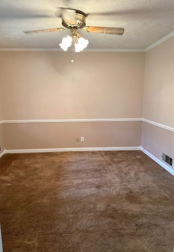 150 Huckleberry Ln, Ellenwood, GA 30294-2966