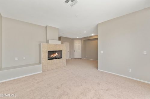 1440 Patricia Ave, Simi Valley, CA 93065-7829