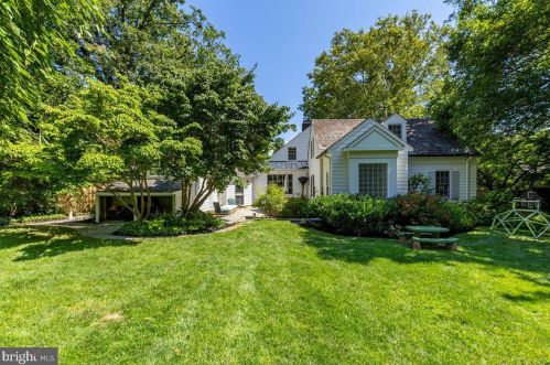 7 Armour Rd, Princeton NJ  08540-3003 exterior
