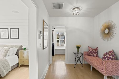 64 Cove Ave, Norwalk CT  06855-2412 exterior