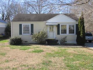 1202 Summer St, Manchester, TN 37355-2344