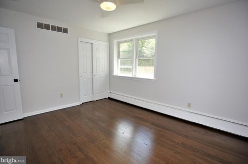 24 Hillside Rd, Princeton NJ  08540-3436 exterior