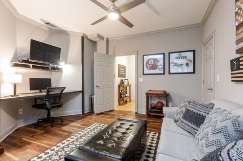 2120 Fernleaf Park Dr, Atlanta GA  30318-1413 exterior