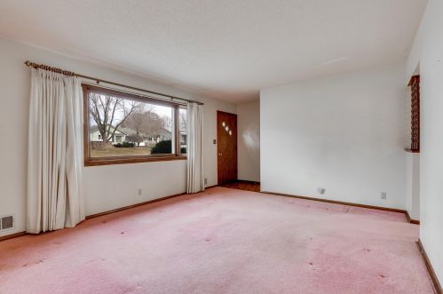 1500 Gervais Ave, Saint Paul MN  55109-2050 exterior