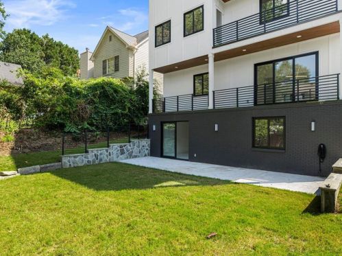 2374 Logan Cir, Atlanta GA  30318-2855 exterior