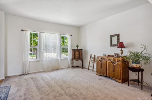 5753 Rome St, Aurora CO 80015-4590 exterior