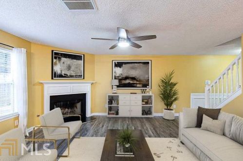 375 Barshay Dr, Porterdale, GA 30016-0968