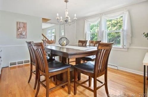 25 Lupine St, Wallingford, CT 06492-3205