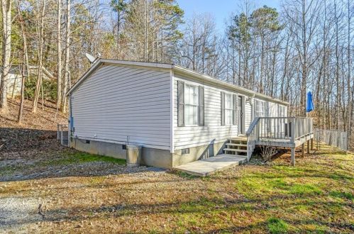 202 Angers Ct, Dahlonega, GA 30533-6259