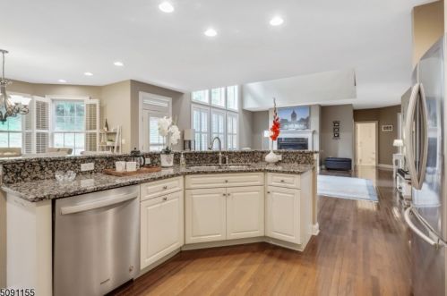 5 Poplar Ct, Dover NJ  07869-2429 exterior