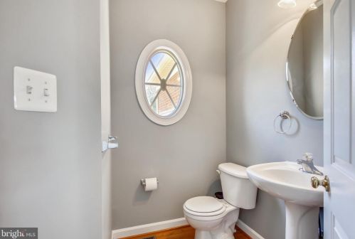 13109 Shinnecock Dr, Silver Spring MD 20904-7319 exterior