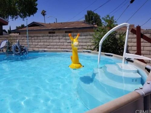 6667 Streeter Ave, Riverside CA  92504-2201 exterior