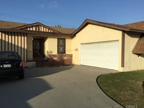 5901 Lemon Ave, Cypress, CA 90630-3240