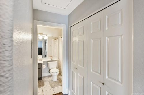 571 Glenhurst Dr, Anaheim CA  92808-1927 exterior