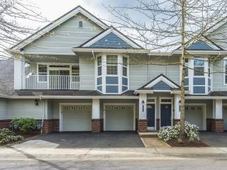 6040 Summerlinn Way, West Linn OR  97068-5139 exterior