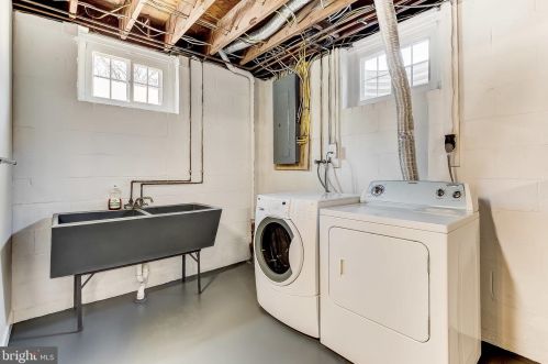 17 Ashcroft Ct, Arnold MD 21012-2406 exterior