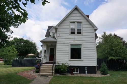 530 Center St, Paxton, IL 60957-1348