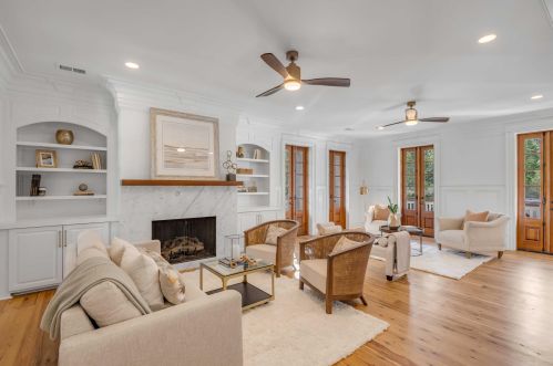 108 Live Oak Dr, Mount Pleasant, SC 29464-4330