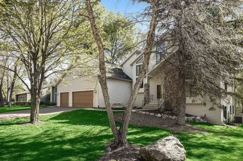 13176 Heritage Way, Saint Paul, MN 55124-9465