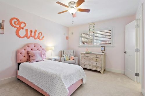 3314 Darbyshire Dr, Dallas TX  75229-5027 exterior