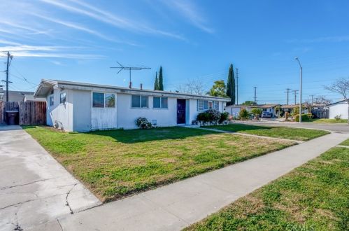 1430 Chalet Ave, Anaheim CA  92802-2147 exterior
