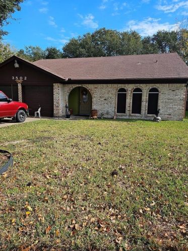 3502 Park Meadows Ave, Deer Park, TX 77536-5244