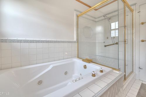 1168 Alma St, Glendale CA  91202-2054 exterior