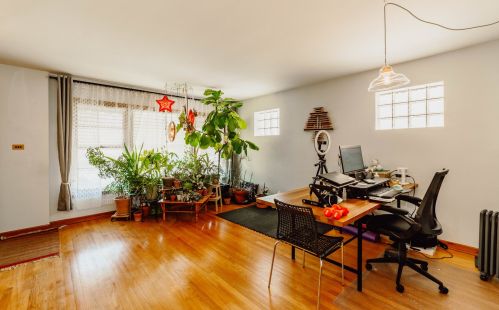 5815 Elston Ave, Chicago, IL 60646-5512