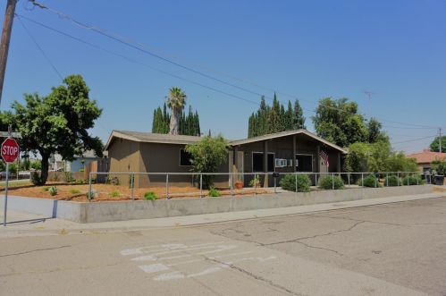 127 Hillside St, Ripon, CA 95366-2008