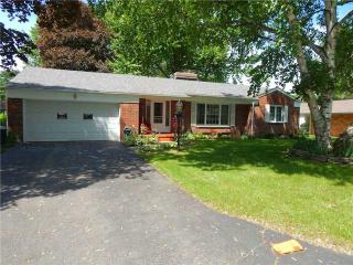 2913 Emmick Dr, Toledo, OH 43606-2708