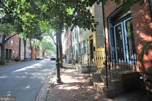 244 Mercer St, Trenton, NJ 08611-1726