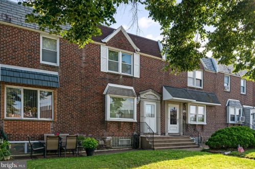 2126 Longshore Ave, Philadelphia, PA 19149-1817