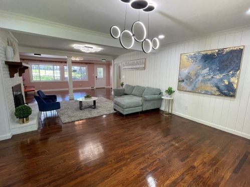 3172 Briarcliff Rd, Atlanta GA  30329-2603 exterior