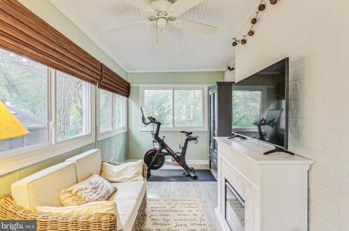 1506 Live Oak Dr, Silver Spring MD 20910-1543 exterior