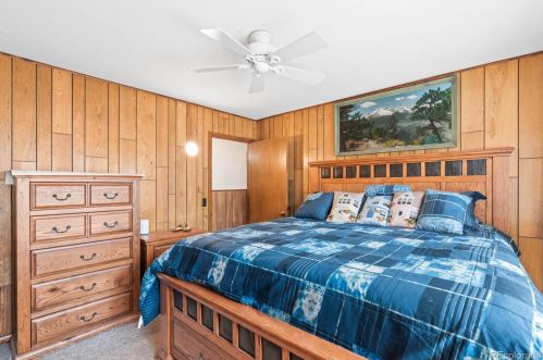 2410 Spruce Ave, Estes Park CO exterior