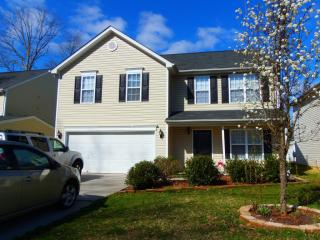 4627 Byers Ridge Dr, Greensboro, NC 27405-2791