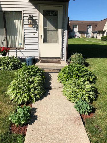 328 60th Dr, Gary, IN 46410-3049