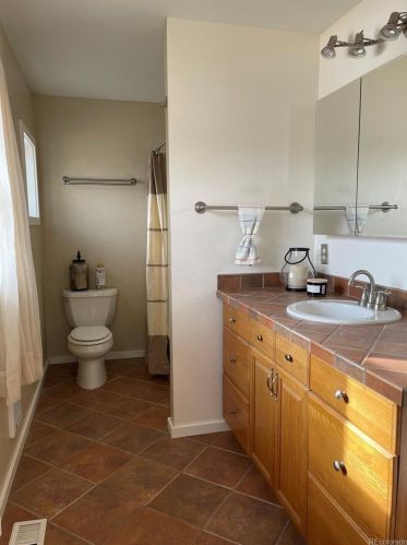 27450 Plainview Dr, Kiowa CO 80117-8827 exterior