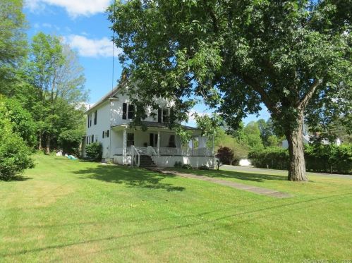 268 Main St, Canaan, CT 06018-2022