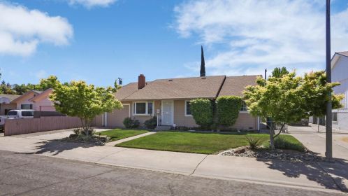 1426 Park St, Lodi, CA 95242-3837